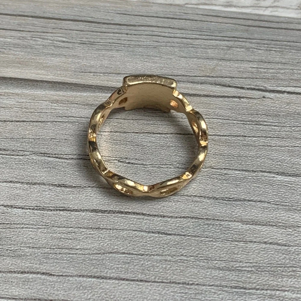Gold Tone Square Black Enamel Infinity Link Band Statement Ring Size 9